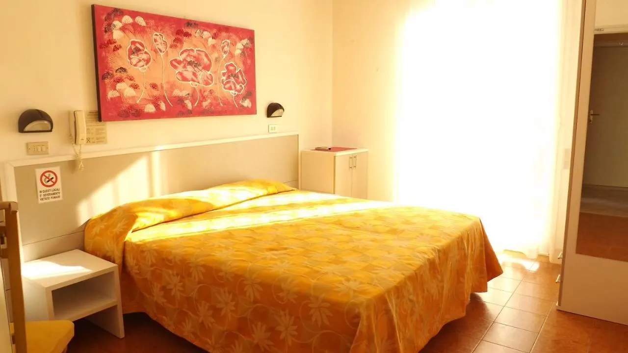 Hotel Alga Bellaria-Igea Marina 3*,